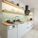 Appartement Modern With Cinema & Garden