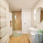 Modern With Cinema & Garden Appartement