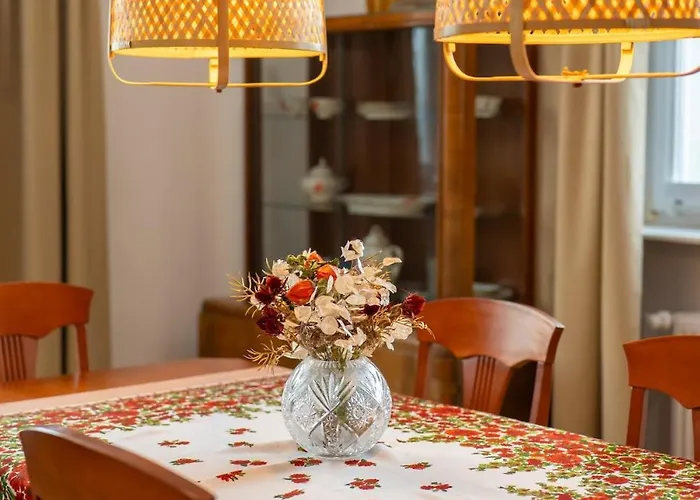 Modern With Cinema & Garden * 타르노프스키 고리