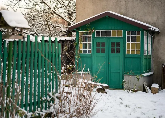 Modern With Cinema & Garden *