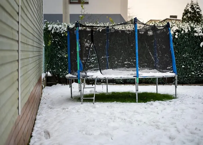 Modern With Cinema & Garden 아파트 *